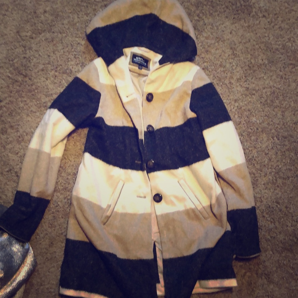 Nice button down jacket! Worn once